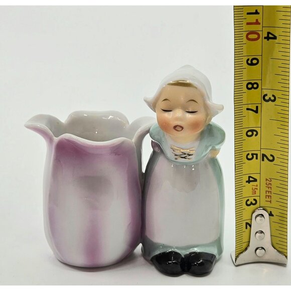 Vintage Ceramic Dutch Girl & Tulip Bud Vase Figurine - Picture 5 of 6